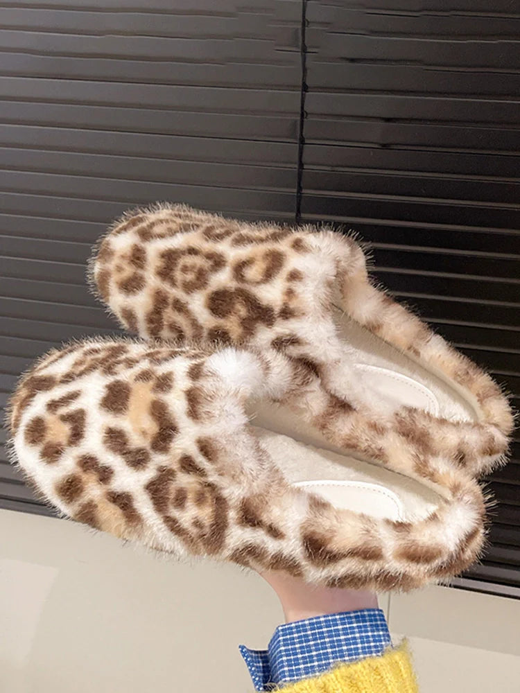 MagicCurve Ladies All Over Plush W/Memory Foam Slippers