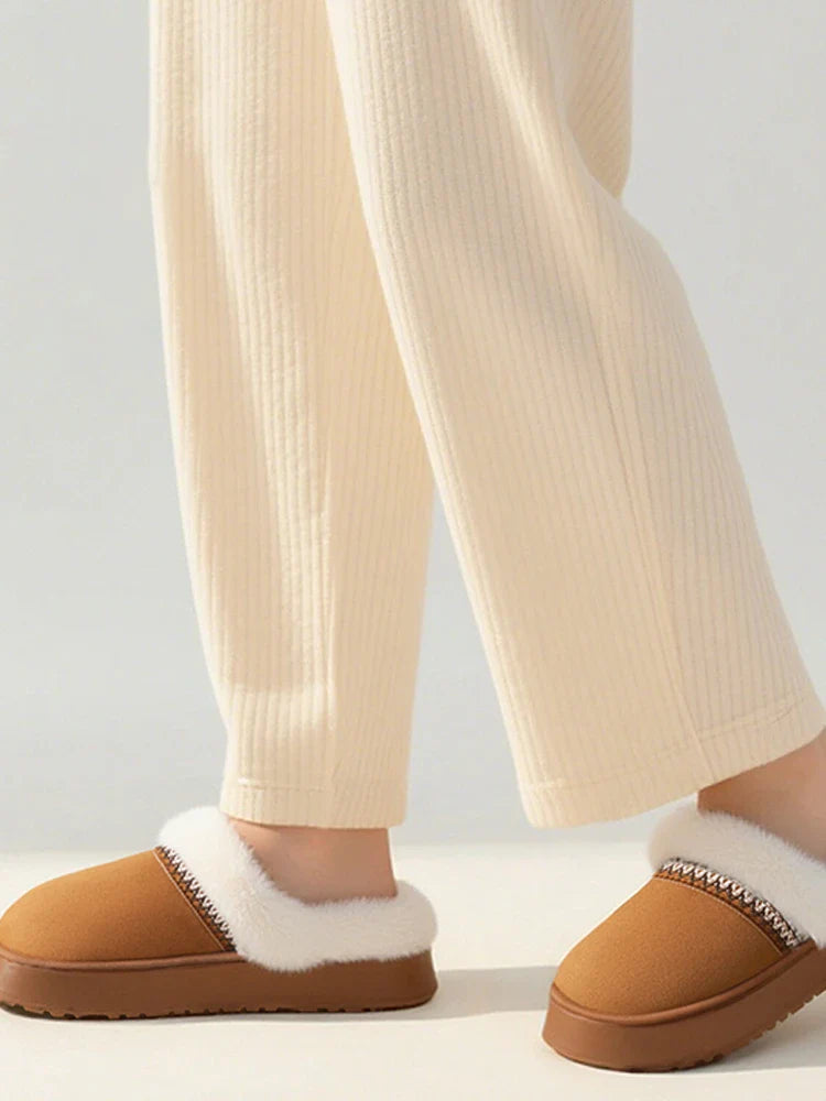Women's plush slippers